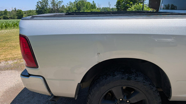 2018 Ram 1500 Quad cab ST Express 4x4 in Cars & Trucks in Kawartha Lakes - Image 3