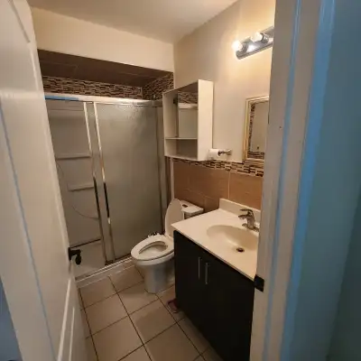 1 BEDROOM APPARTMENT FOR RENT (MARKHAM  AND SHEPPARD)