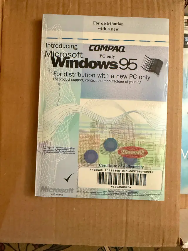 Windows 95 unopened original in Software in Burnaby/New Westminster - Image 4