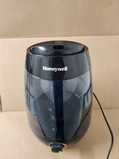 Honeywell Humidifier, Ultrasonic Cool Mist, Black, HUL535BCV1, View more
