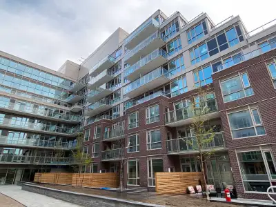 RIVERSIDE | CONDO | 1 BED / 1 BATH | ASAP | LAUNDRY | TTC