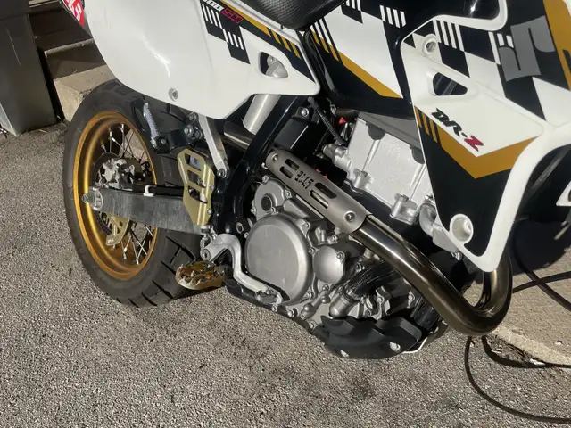 2015 DRZ400SM Suzuki in Dirt Bikes & Motocross in City of Toronto - Image 3