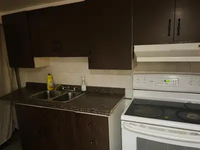 Female tenant only Own private room (Furnished) Shared living space with 1 other female tenant Share...