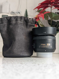Nikon 35mm AF-S f1.8g DX lens