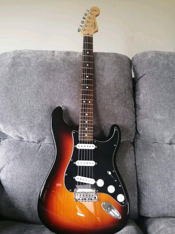 Used, Fender Stratocaster American Standard 2005 for sale  