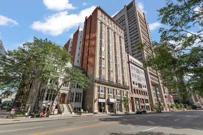 2 Rooms for Sublet across from McGill Campus