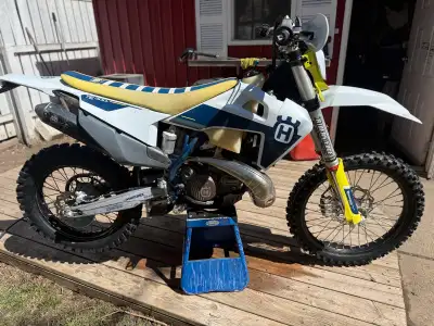 Runs excellent. Top end and oil pump replaced last summer as per maintenance schedule. New tires, fr...