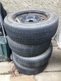 Tire set free to pick up