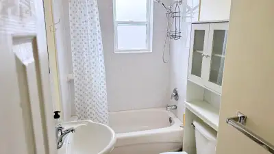 Three bedroom furnished apt in Midtown Toronto, very close to subway station and all amnesties on St...