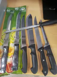 FREE Kitchen Knives and Sharpener