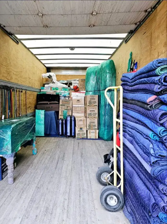 CALL -CITY MOVING & DELIVERY 902-402-005362863721302019124