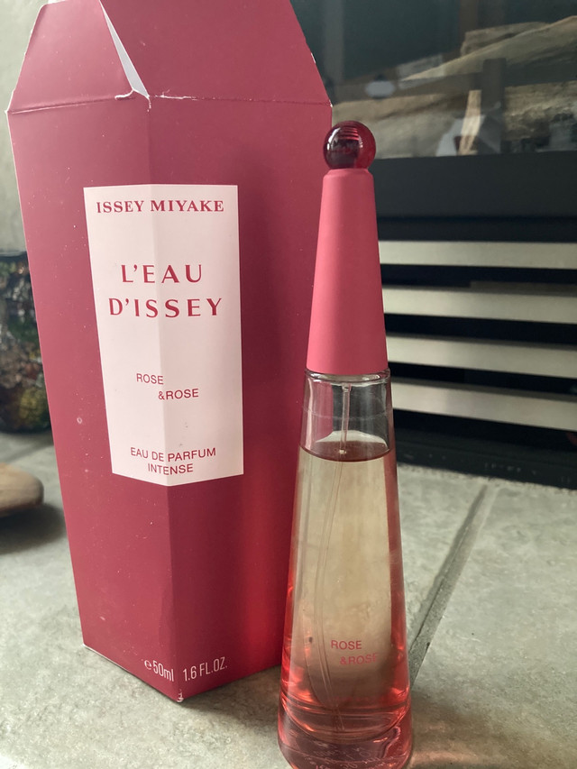 L’eau D’Issey Issey Miyake Rose eau de parfum intense 50 ml frag in Other in Calgary - Image 2