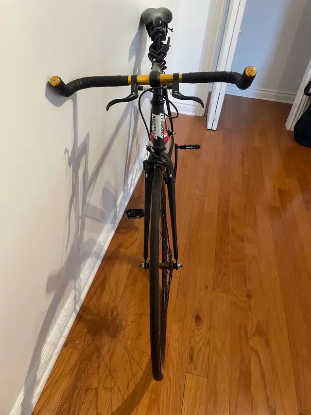 Vélo single speed Minelli in Cruiser, Commuter & Hybrid in Laval / North Shore - Image 3
