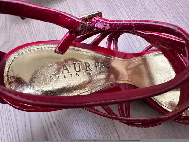 Women’s size 6 Red Ralph Lauren high heel shoes in Women's - Shoes in City of Toronto - Image 4