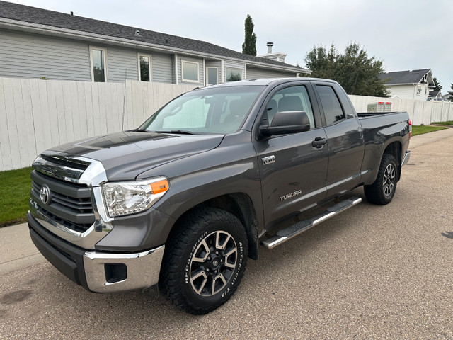 2014 Toyota Tundra 5.7L V8 4x4 in Cars & Trucks in Edmonton - Image 2