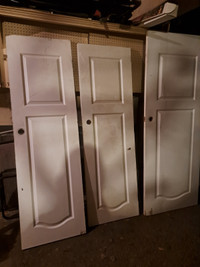 Porte blanches d'interieur usagées- différentes tailles