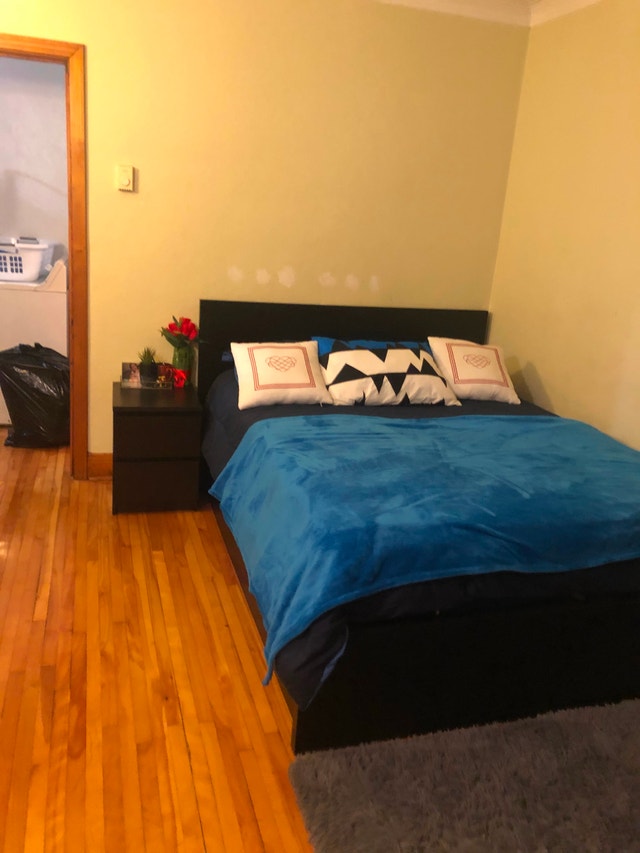 Room for rent only for women Plateau Mont-Royal $ 570 — photo 1