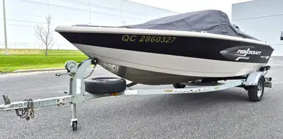 Bateau Princecraft Sport 164 (2011) avec remorque Moteur Mercury 90 hp (2012) 4 temps Cette embarcat...