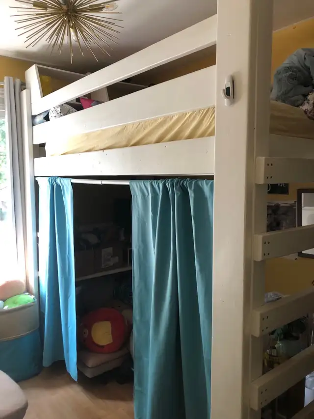 Loft bunk beds (2 beds for sale) in Beds & Mattresses in Markham / York Region - Image 3
