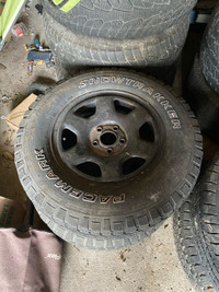 Snow tires on rims for Ford Escape 