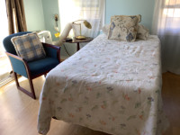Room to rent for single working woman