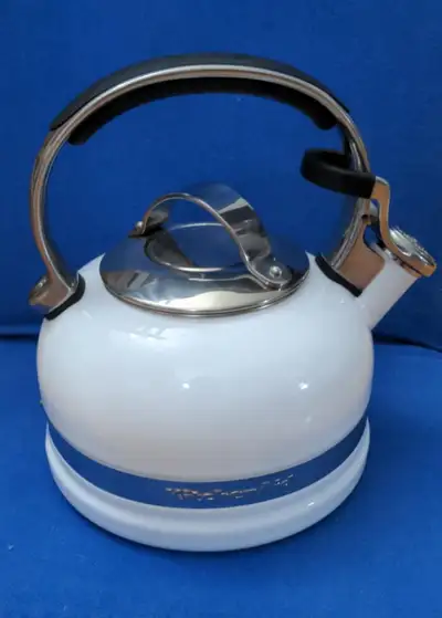 Bouilloire KitchenAid, View more