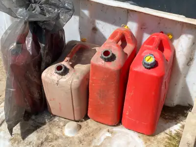 Sceptre gas cans , View more