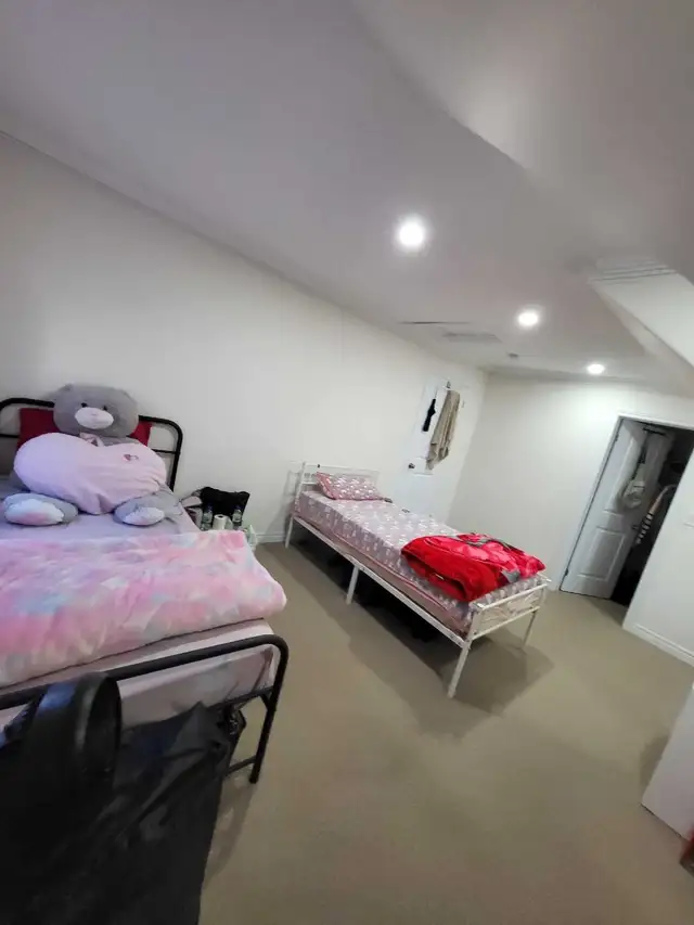 Shared Room on upper level , Peterborough in Room Rentals & Roommates in Peterborough - Image 7