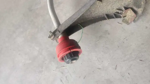 Gas Powered Weedeater Edge Trimmer62865711583107122