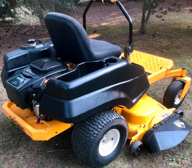 Cub Cadet RZT 50” Zero Turn mower 25HP Kohler, Like NEW!63347539322113122