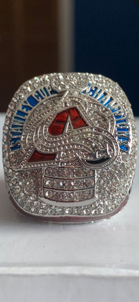 2022 Colorado Avalanche Replica Stanley Cup Ring Showcase 304