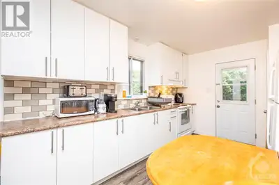 4 Bedroom Apartment For Rent - All Inclusive!