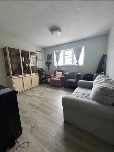 Room For Rent