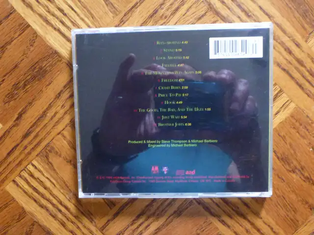 Four – Blues Traveler    CD    near mint  $2.0062863730900481121