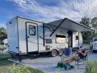 Apex Ultra Light Couples travel trailer. This model has all the upgrades and comforts. Including a b...