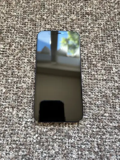 iPhone 12: 128gb, 85% Battery Health, View more