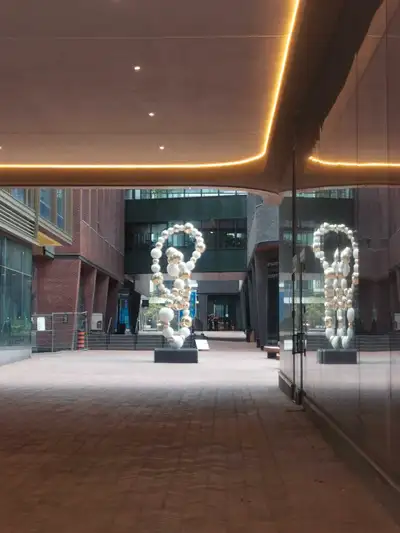 DT 1 BED Luxury Condo