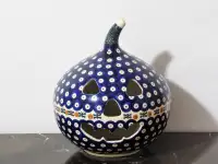 Large Wiza Polish Pottery "Mosquito" Jack-O-Lantern Pumpkin