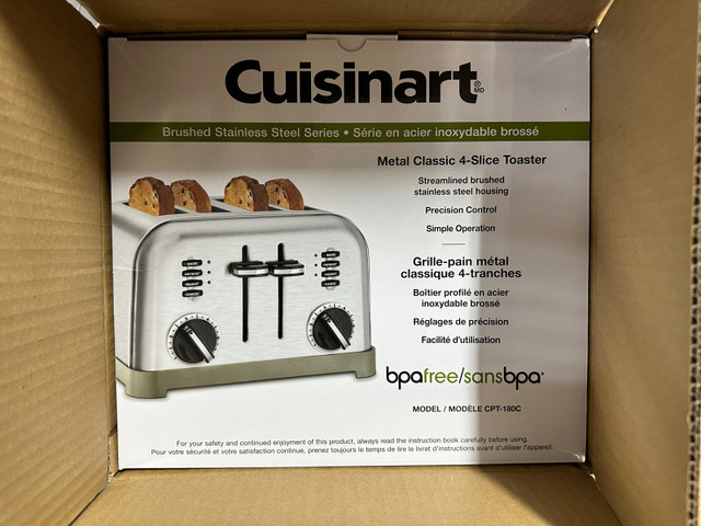 Cuisinart 4-Slice Metal Classic Toaster in Toasters & Toaster Ovens in City of Toronto - Image 2