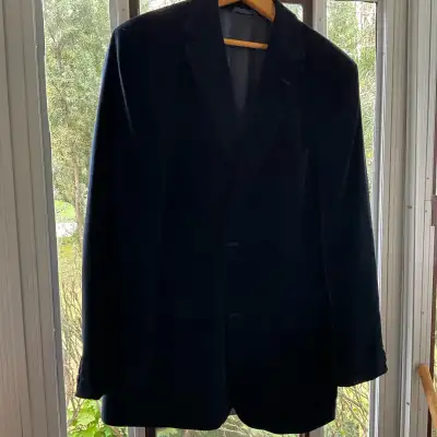 Hugo Boss - Men’s  NavyBlue Velvet Jacket 40R  Mint condition!, View more