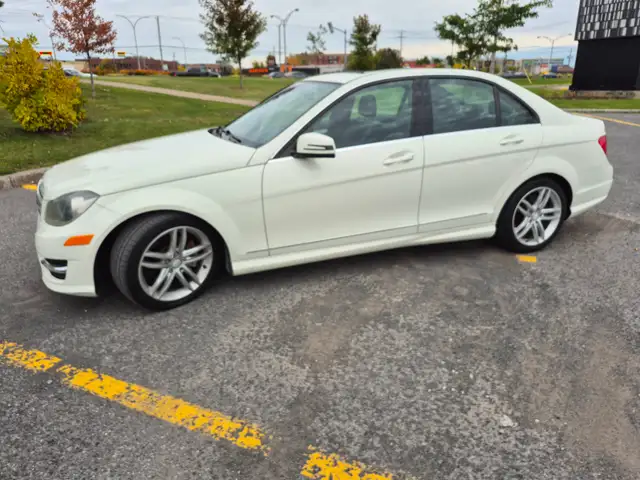 Mercedes C Class 2012592355104969216002