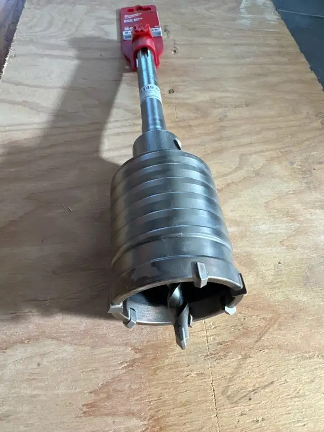 Milwaukee 2-5/8 SDS MAX core bit in Power Tools in City of Toronto - Image 3