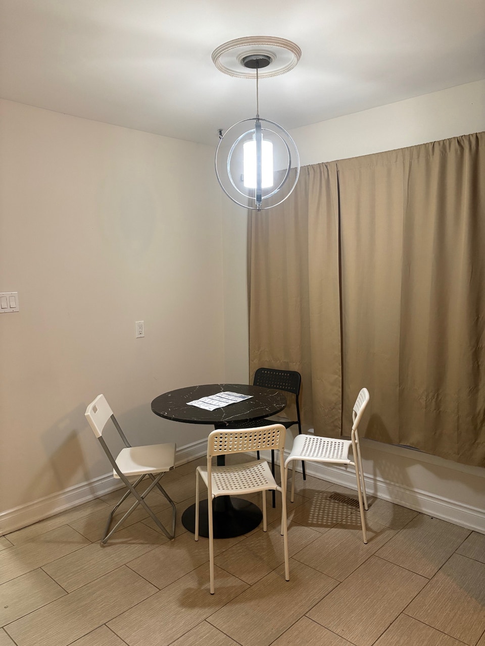 Main Floor 3-Bed Near UTSC, 2 Parking, All Utilities Included 4