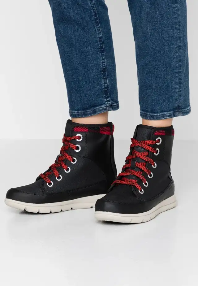 Brand new in box. Sorel waterproof boots in Women's - Shoes in Mississauga / Peel Region - Image 8