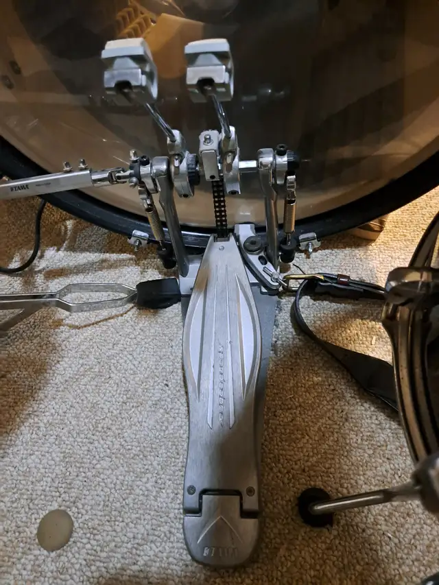 pearl Forum drumset in Drums & Percussion in Oshawa / Durham Region - Image 5