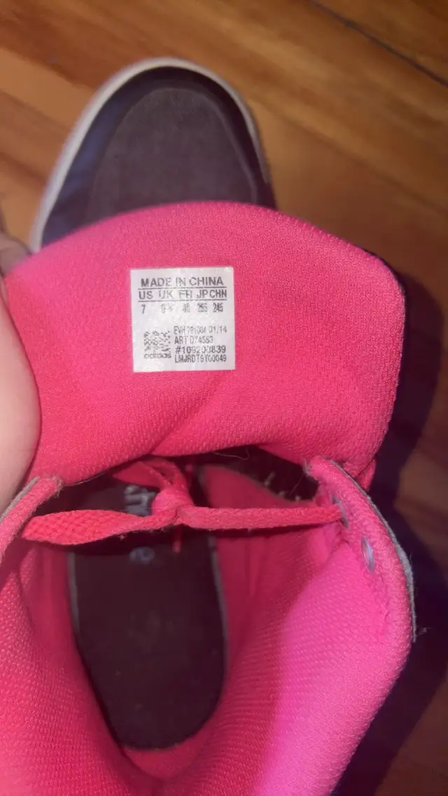 Soulier adidas femme 7 in Women's - Shoes in Laval / North Shore - Image 5