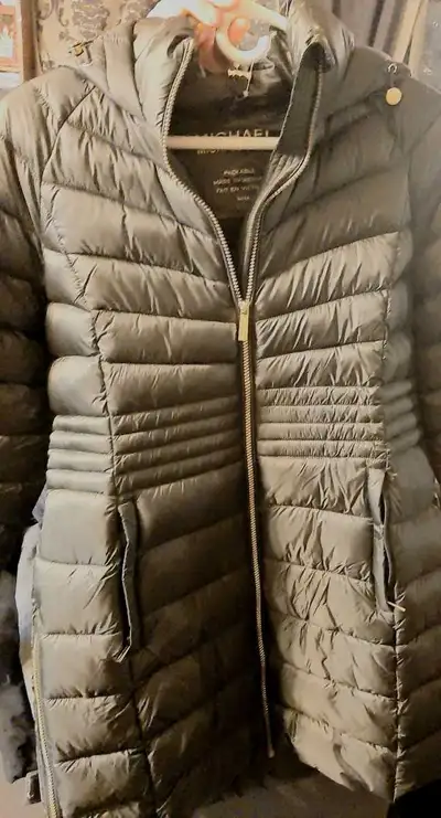 BNWT Women's Michael Kors Winter Jacket, View more