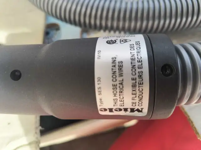 Miele vacuum hose in Vacuums in Calgary - Image 5