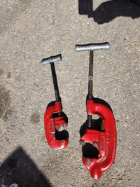 2 ridgid pipe cutters 2 inch and one 3 inch 250 dollars