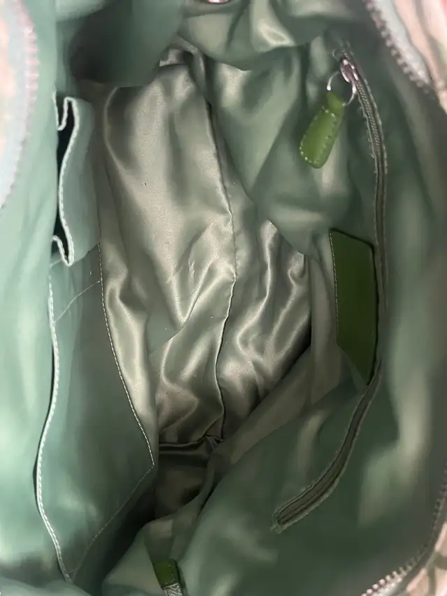 Coach Vintage Green Shoulder Bag in Women's - Bags & Wallets in Mississauga / Peel Region - Image 7